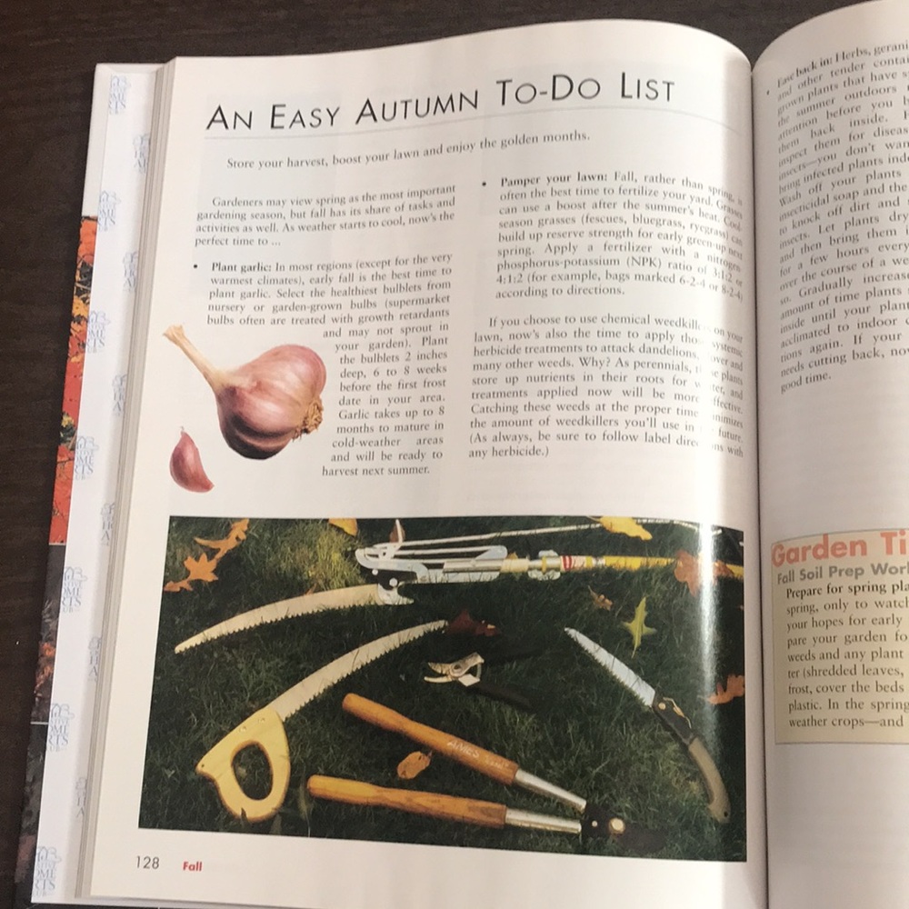 Set of 3 Creative Home Arts Club Seasons in the Home Books - Picture 9 of 13